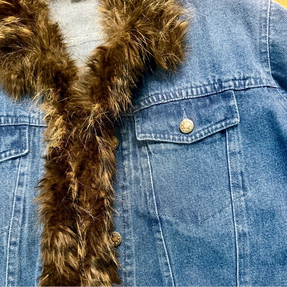 Painted Pony Vintage Blue Denim Jacket Faux Fur Collar Cuffs USA Made M - Picture 2 of 6